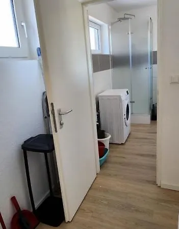 Monteurzimmerking Apartman *